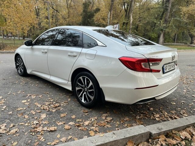 Белый Хонда Аккорд, объемом двигателя 1.5 л и пробегом 73 тыс. км за 16200 $, фото 6 на Automoto.ua