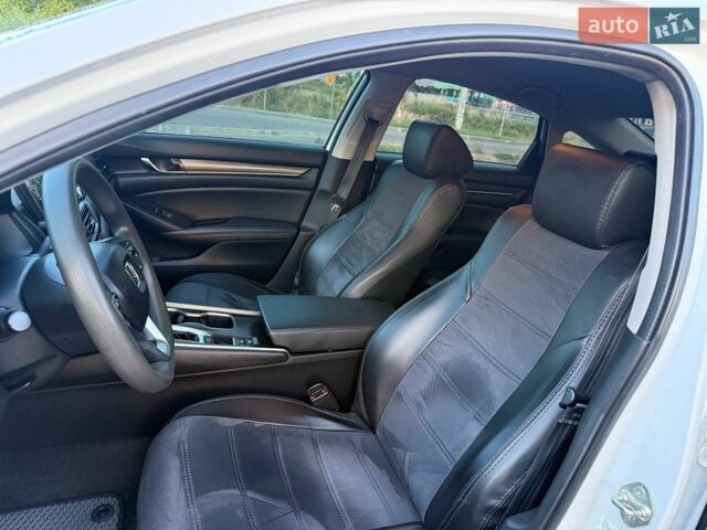 Белый Хонда Аккорд, объемом двигателя 1.5 л и пробегом 155 тыс. км за 14900 $, фото 12 на Automoto.ua