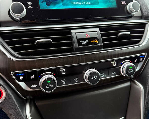 Білий Хонда Аккорд, об'ємом двигуна 2 л та пробігом 83 тис. км за 22000 $, фото 19 на Automoto.ua