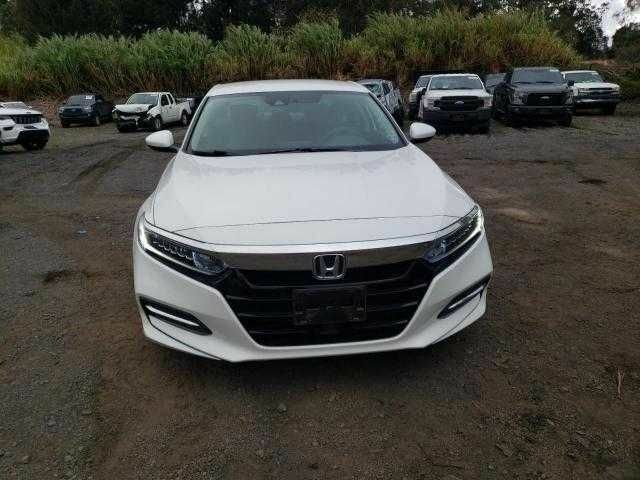 Белый Хонда Аккорд, объемом двигателя 0 л и пробегом 41 тыс. км за 6500 $, фото 2 на Automoto.ua