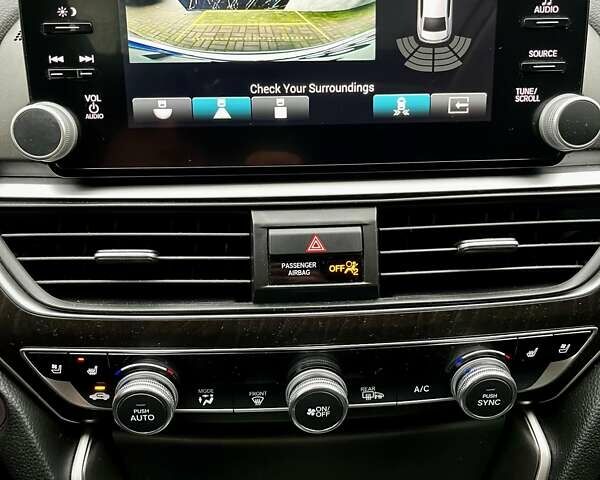 Белый Хонда Аккорд, объемом двигателя 1.99 л и пробегом 121 тыс. км за 24500 $, фото 33 на Automoto.ua