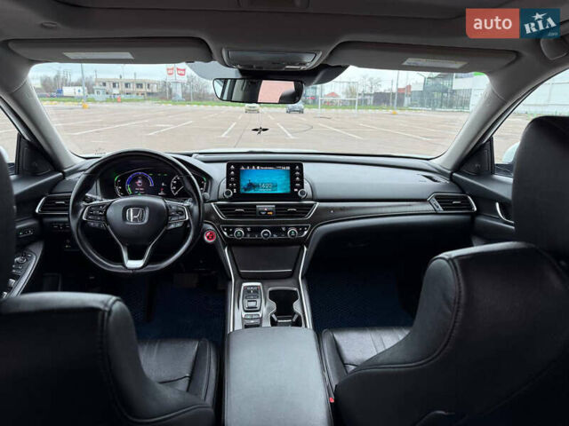 Білий Хонда Аккорд, об'ємом двигуна 2 л та пробігом 83 тис. км за 22000 $, фото 18 на Automoto.ua