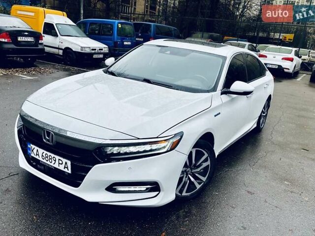 Белый Хонда Аккорд, объемом двигателя 1.99 л и пробегом 121 тыс. км за 24500 $, фото 10 на Automoto.ua
