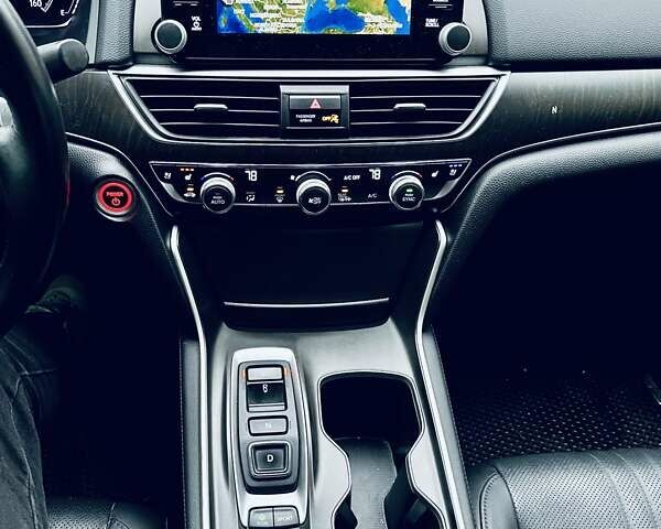 Белый Хонда Аккорд, объемом двигателя 1.99 л и пробегом 121 тыс. км за 24500 $, фото 13 на Automoto.ua