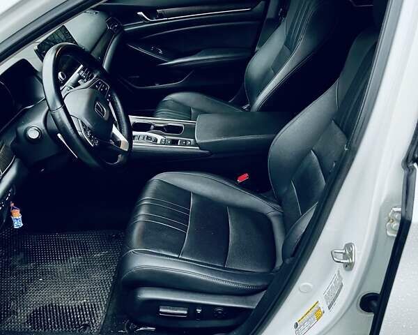 Белый Хонда Аккорд, объемом двигателя 1.99 л и пробегом 121 тыс. км за 24500 $, фото 18 на Automoto.ua