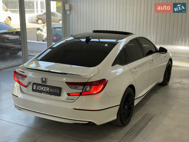 Белый Хонда Аккорд, объемом двигателя 1.99 л и пробегом 102 тыс. км за 23600 $, фото 13 на Automoto.ua