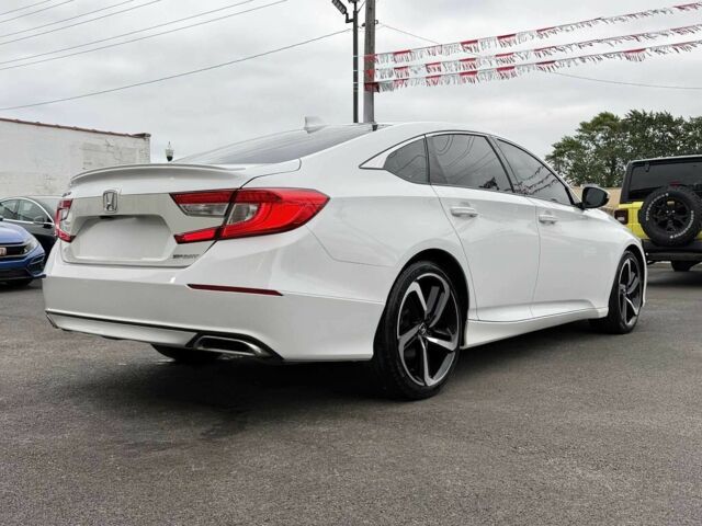 Белый Хонда Аккорд, объемом двигателя 1.5 л и пробегом 38 тыс. км за 5500 $, фото 5 на Automoto.ua