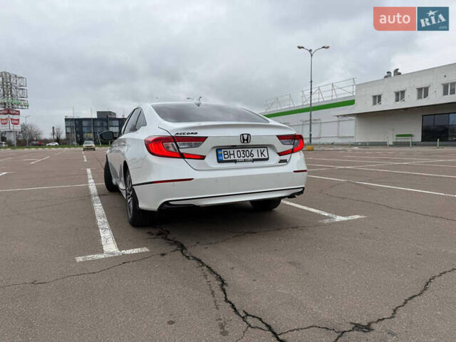 Білий Хонда Аккорд, об'ємом двигуна 2 л та пробігом 83 тис. км за 22000 $, фото 2 на Automoto.ua