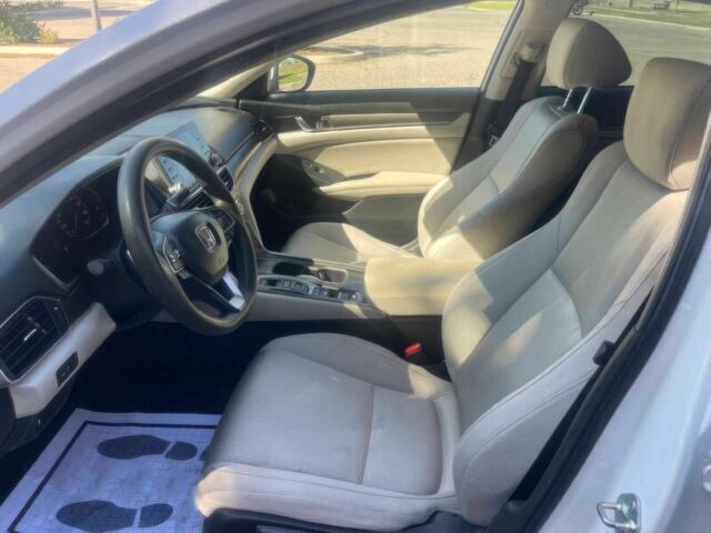 Хонда Аккорд 2019 в Черновцах на Automoto.ua Белый Хонда Аккорд, объемом двигателя 2 л и пробегом 45 тыс. км за 6800 $, фото 6 на Automoto.ua