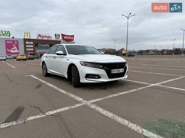 Білий Хонда Аккорд, об'ємом двигуна 2 л та пробігом 83 тис. км за 22000 $, фото 5 на Automoto.ua