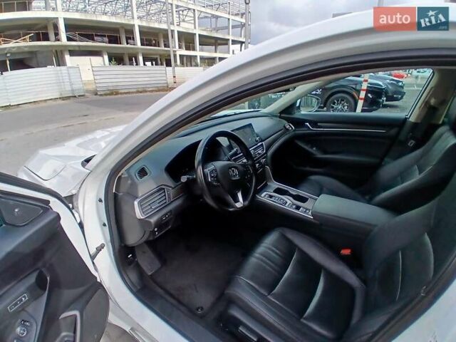 Белый Хонда Аккорд, объемом двигателя 2 л и пробегом 96 тыс. км за 21900 $, фото 3 на Automoto.ua