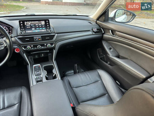 Белый Хонда Аккорд, объемом двигателя 2 л и пробегом 96 тыс. км за 20999 $, фото 31 на Automoto.ua