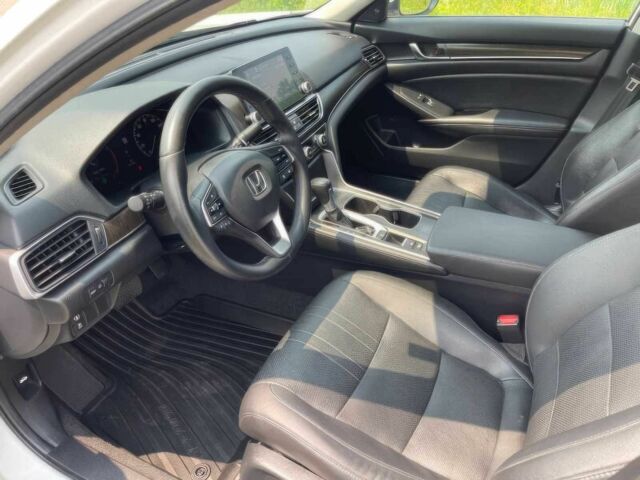 Белый Хонда Аккорд, объемом двигателя 1.5 л и пробегом 40 тыс. км за 15800 $, фото 8 на Automoto.ua