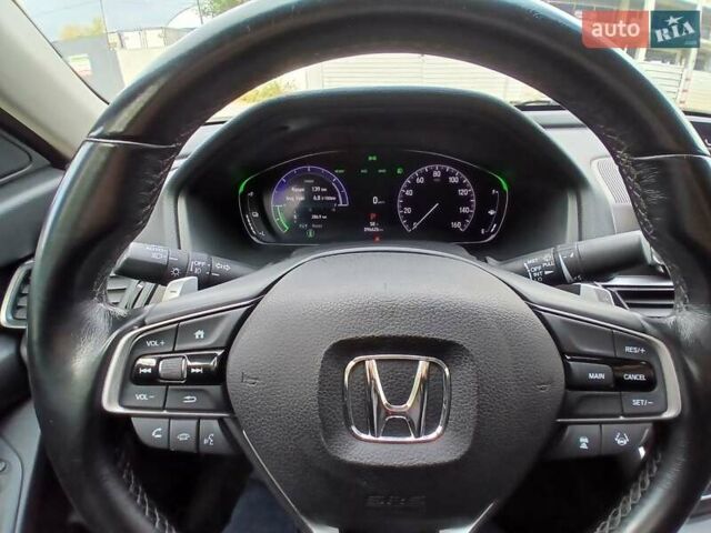 Белый Хонда Аккорд, объемом двигателя 2 л и пробегом 96 тыс. км за 21900 $, фото 1 на Automoto.ua