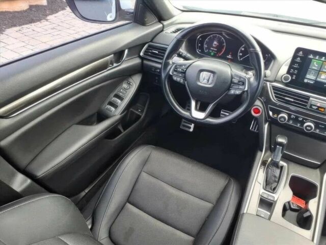 Белый Хонда Аккорд, объемом двигателя 1.5 л и пробегом 40 тыс. км за 6500 $, фото 8 на Automoto.ua