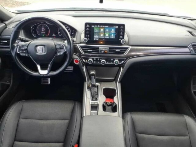 Белый Хонда Аккорд, объемом двигателя 1.5 л и пробегом 40 тыс. км за 6500 $, фото 6 на Automoto.ua