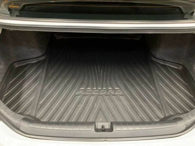 Білий Хонда Аккорд, об'ємом двигуна 2 л та пробігом 33 тис. км за 17300 $, фото 15 на Automoto.ua