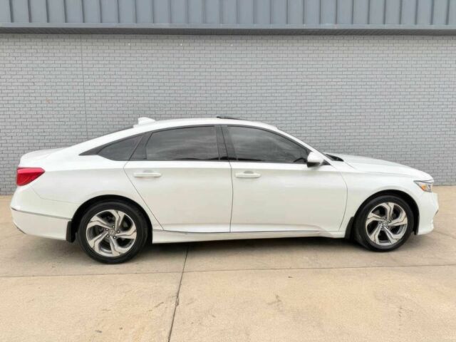 Белый Хонда Аккорд, объемом двигателя 1.5 л и пробегом 36 тыс. км за 2400 $, фото 3 на Automoto.ua