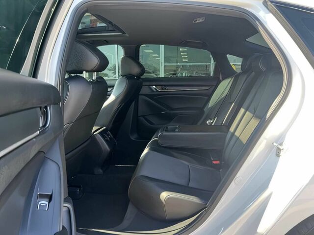 Белый Хонда Аккорд, объемом двигателя 2 л и пробегом 37 тыс. км за 6000 $, фото 10 на Automoto.ua