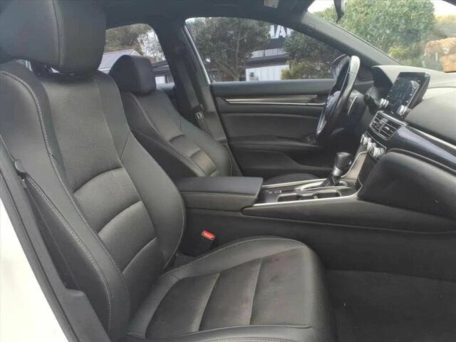 Белый Хонда Аккорд, объемом двигателя 1.5 л и пробегом 40 тыс. км за 6500 $, фото 7 на Automoto.ua