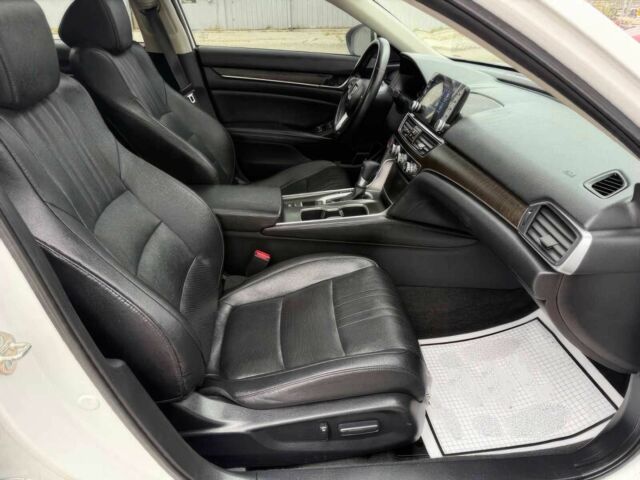 Белый Хонда Аккорд, объемом двигателя 1.5 л и пробегом 36 тыс. км за 2400 $, фото 10 на Automoto.ua