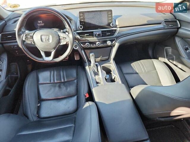 Белый Хонда Аккорд, объемом двигателя 1.5 л и пробегом 100 тыс. км за 6400 $, фото 7 на Automoto.ua