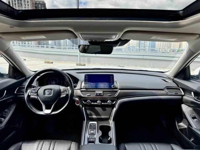 Белый Хонда Аккорд, объемом двигателя 2 л и пробегом 98 тыс. км за 21000 $, фото 16 на Automoto.ua