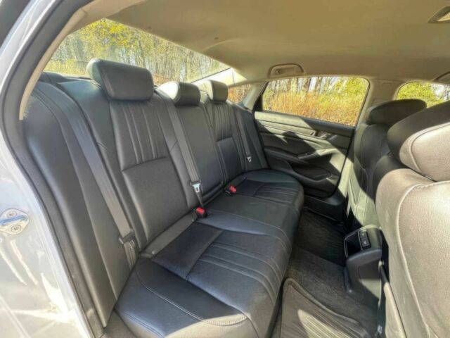 Белый Хонда Аккорд, объемом двигателя 1.5 л и пробегом 26 тыс. км за 14000 $, фото 12 на Automoto.ua