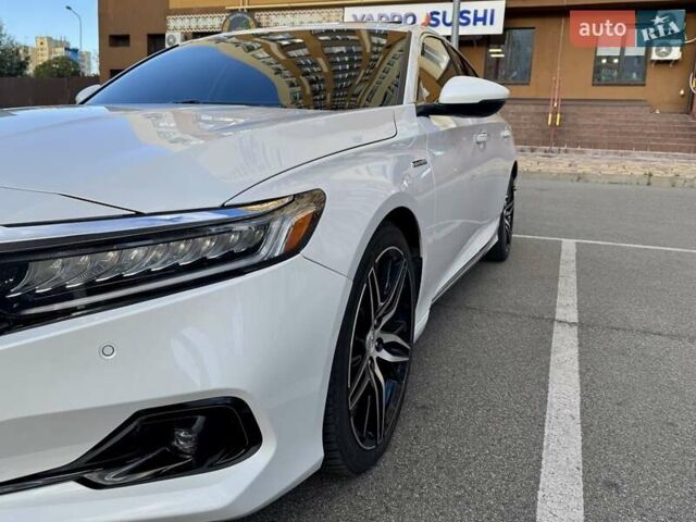 Белый Хонда Аккорд, объемом двигателя 2 л и пробегом 121 тыс. км за 29800 $, фото 9 на Automoto.ua