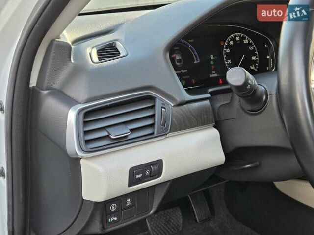 Белый Хонда Аккорд, объемом двигателя 2 л и пробегом 48 тыс. км за 26600 $, фото 21 на Automoto.ua