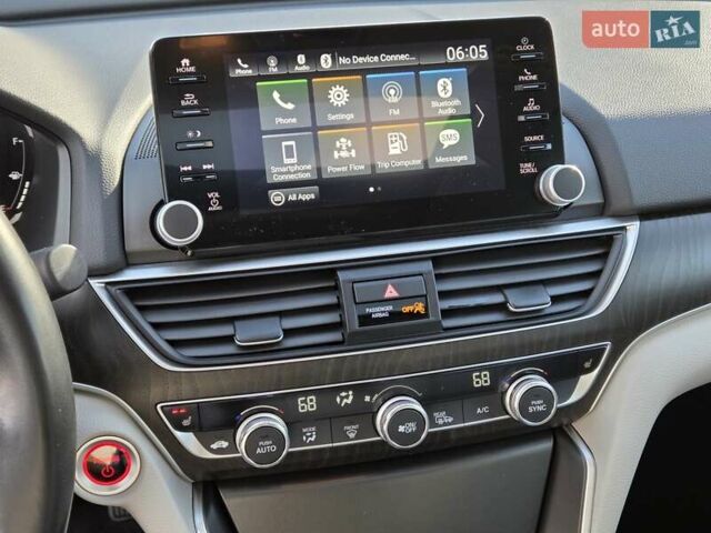 Белый Хонда Аккорд, объемом двигателя 2 л и пробегом 48 тыс. км за 26600 $, фото 19 на Automoto.ua