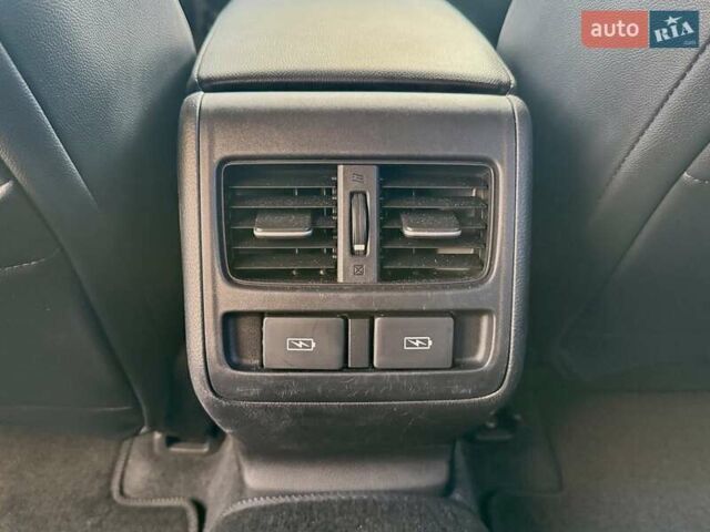 Белый Хонда Аккорд, объемом двигателя 2 л и пробегом 121 тыс. км за 29800 $, фото 28 на Automoto.ua