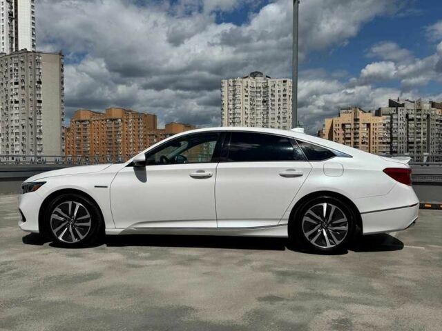 Белый Хонда Аккорд, объемом двигателя 2 л и пробегом 98 тыс. км за 21000 $, фото 6 на Automoto.ua