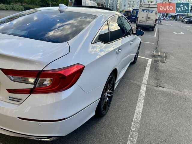 Белый Хонда Аккорд, объемом двигателя 2 л и пробегом 121 тыс. км за 29800 $, фото 7 на Automoto.ua