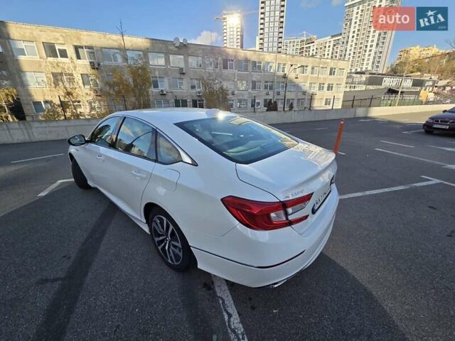 Белый Хонда Аккорд, объемом двигателя 2 л и пробегом 48 тыс. км за 26600 $, фото 12 на Automoto.ua