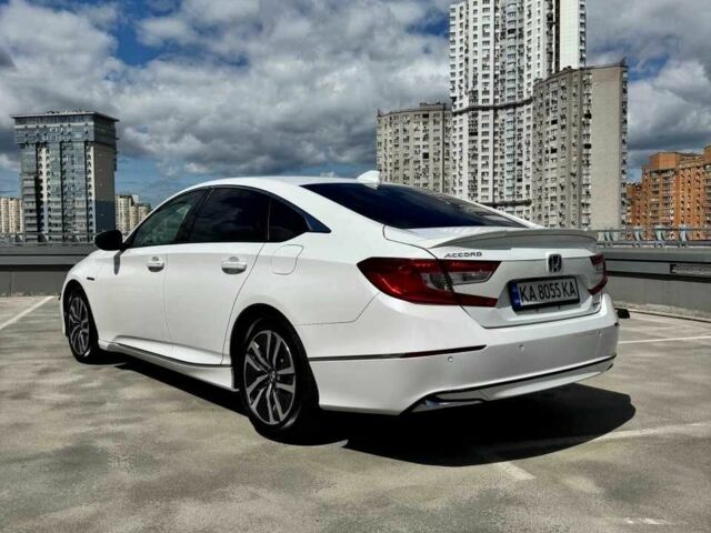 Белый Хонда Аккорд, объемом двигателя 2 л и пробегом 98 тыс. км за 21000 $, фото 9 на Automoto.ua
