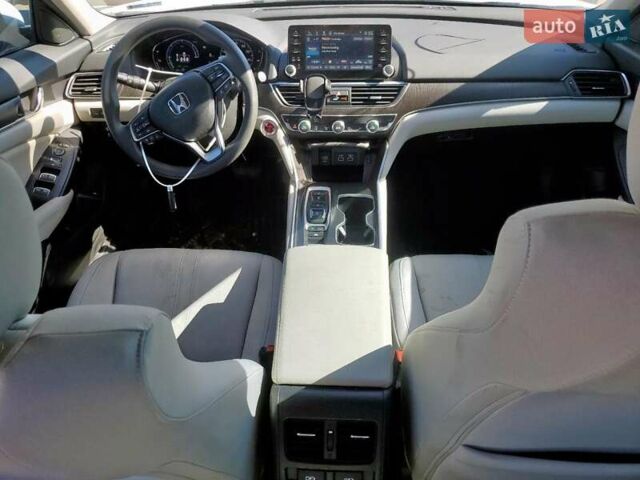 Белый Хонда Аккорд, объемом двигателя 2 л и пробегом 51 тыс. км за 18745 $, фото 7 на Automoto.ua