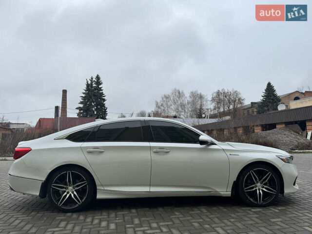 Білий Хонда Аккорд, об'ємом двигуна 1.99 л та пробігом 40 тис. км за 28800 $, фото 2 на Automoto.ua