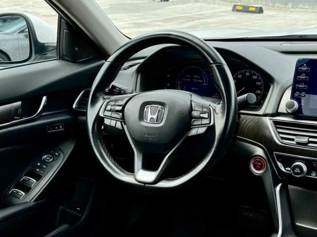 Белый Хонда Аккорд, объемом двигателя 2 л и пробегом 98 тыс. км за 21000 $, фото 13 на Automoto.ua