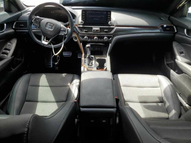 Белый Хонда Аккорд, объемом двигателя 1.5 л и пробегом 90 тыс. км за 9000 $, фото 7 на Automoto.ua