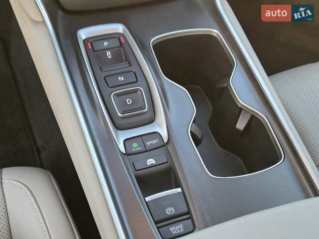 Белый Хонда Аккорд, объемом двигателя 2 л и пробегом 48 тыс. км за 26600 $, фото 20 на Automoto.ua