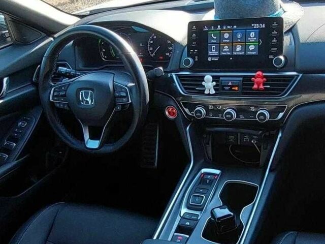 Белый Хонда Аккорд, объемом двигателя 0 л и пробегом 24 тыс. км за 17500 $, фото 12 на Automoto.ua