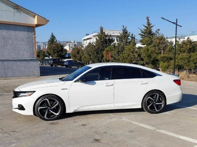 Белый Хонда Аккорд, объемом двигателя 0 л и пробегом 24 тыс. км за 17500 $, фото 3 на Automoto.ua