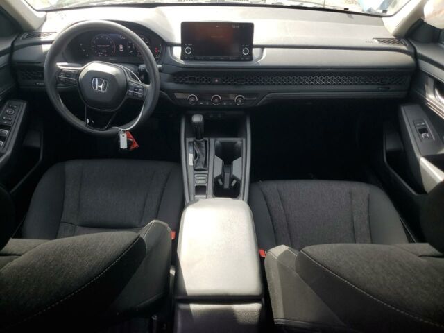 Белый Хонда Аккорд, объемом двигателя 1.5 л и пробегом 80 тыс. км за 18600 $, фото 7 на Automoto.ua