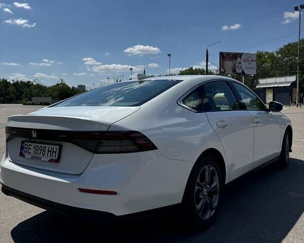 Белый Хонда Аккорд, объемом двигателя 1.5 л и пробегом 5 тыс. км за 32277 $, фото 19 на Automoto.ua