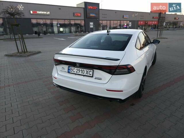 Белый Хонда Аккорд, объемом двигателя 2 л и пробегом 8 тыс. км за 34500 $, фото 9 на Automoto.ua