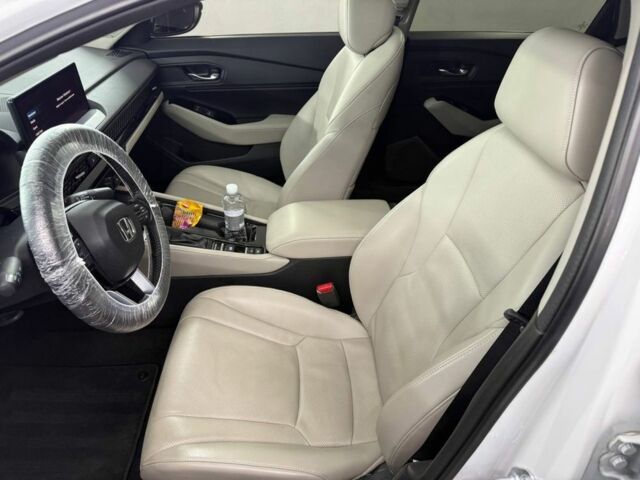 Белый Хонда Аккорд, объемом двигателя 2 л и пробегом 16 тыс. км за 28447 $, фото 5 на Automoto.ua