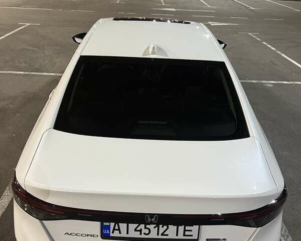 Белый Хонда Аккорд, объемом двигателя 1.99 л и пробегом 12 тыс. км за 36999 $, фото 3 на Automoto.ua