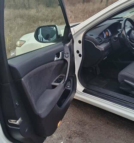 Білий Хонда Аккорд, об'ємом двигуна 2.2 л та пробігом 410 тис. км за 6500 $, фото 7 на Automoto.ua