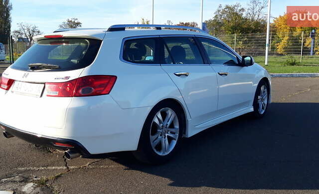 Белый Хонда Аккорд, объемом двигателя 2.4 л и пробегом 287 тыс. км за 8600 $, фото 8 на Automoto.ua